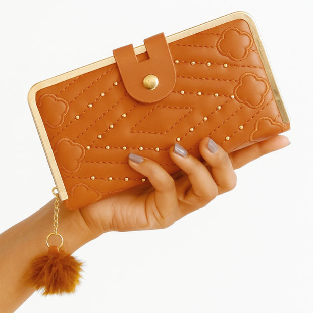 Chic Quilted Long Wallet For Women's -Secure Double Zipper Multi Cards Slot's, Phone Compartment -Versatile For Every Occasion.