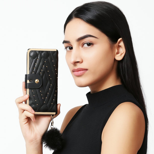 Chic Quilted Long Wallet For Women's -Secure Double Zipper Multi Cards Slot's, Phone Compartment -Versatile For Every Occasion.